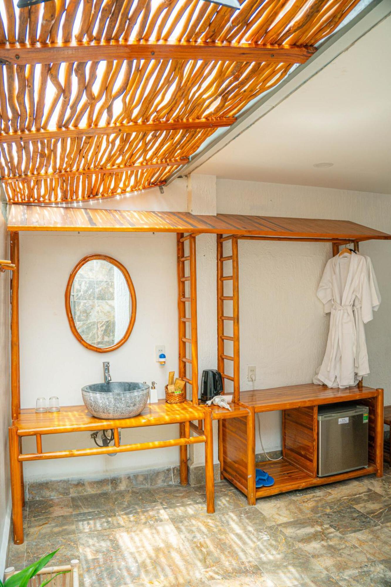 Mekong Lodge Resort Кай Бе Екстериор снимка